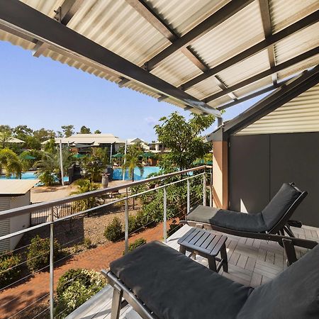 Oaks Cable Beach Resort Bagian luar foto