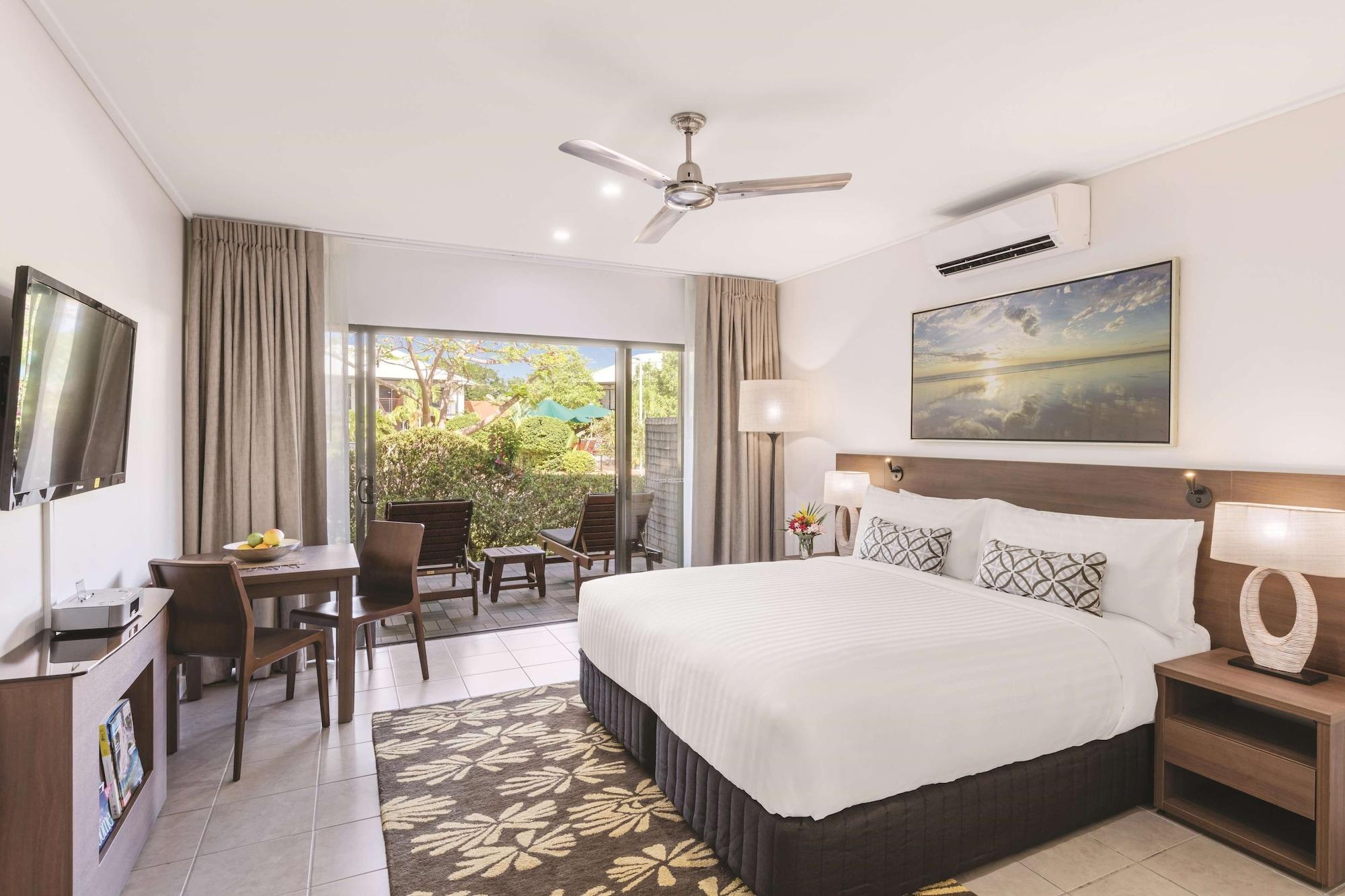 Oaks Cable Beach Resort Bagian luar foto