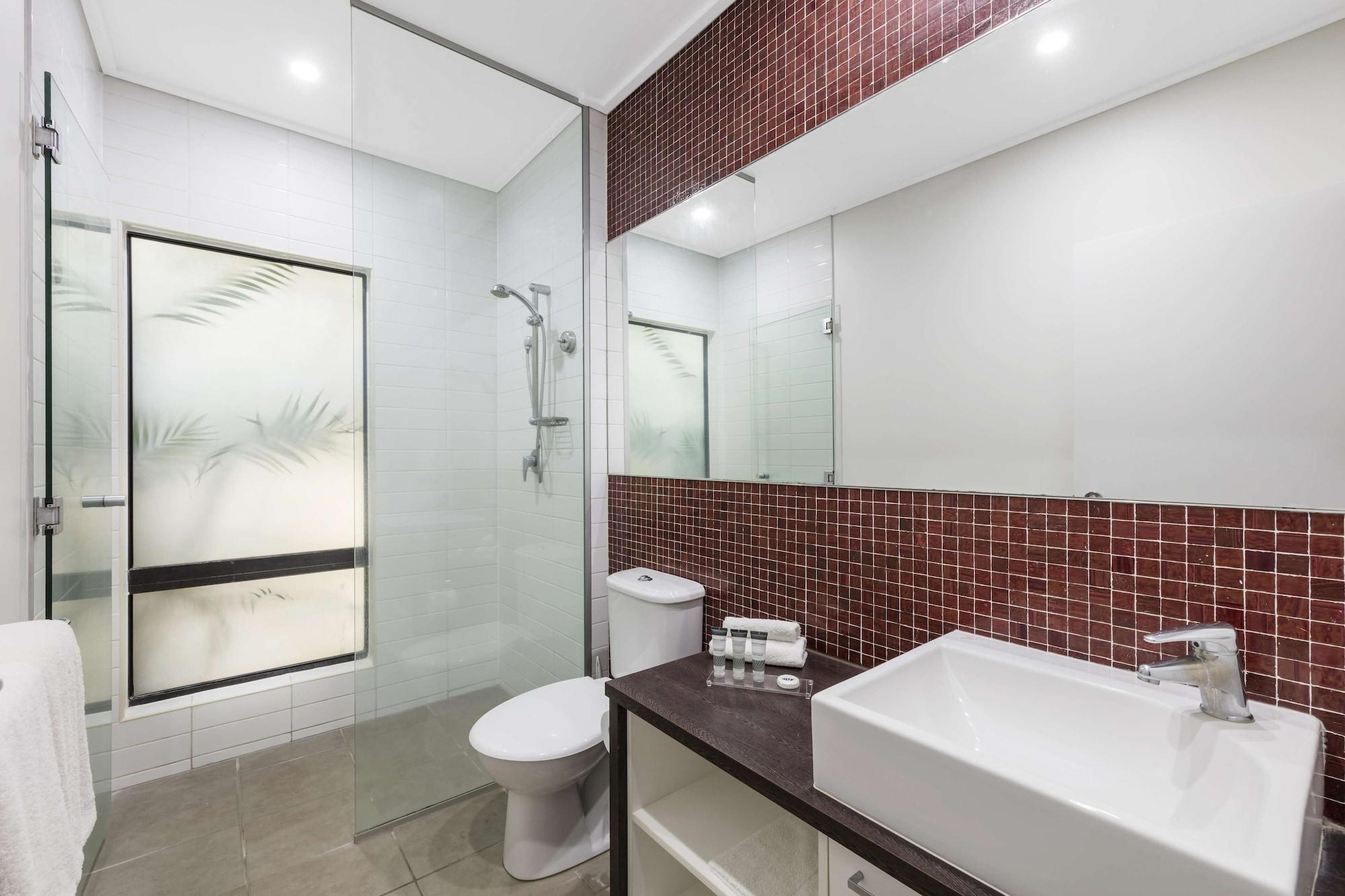 Oaks Cable Beach Resort Bagian luar foto