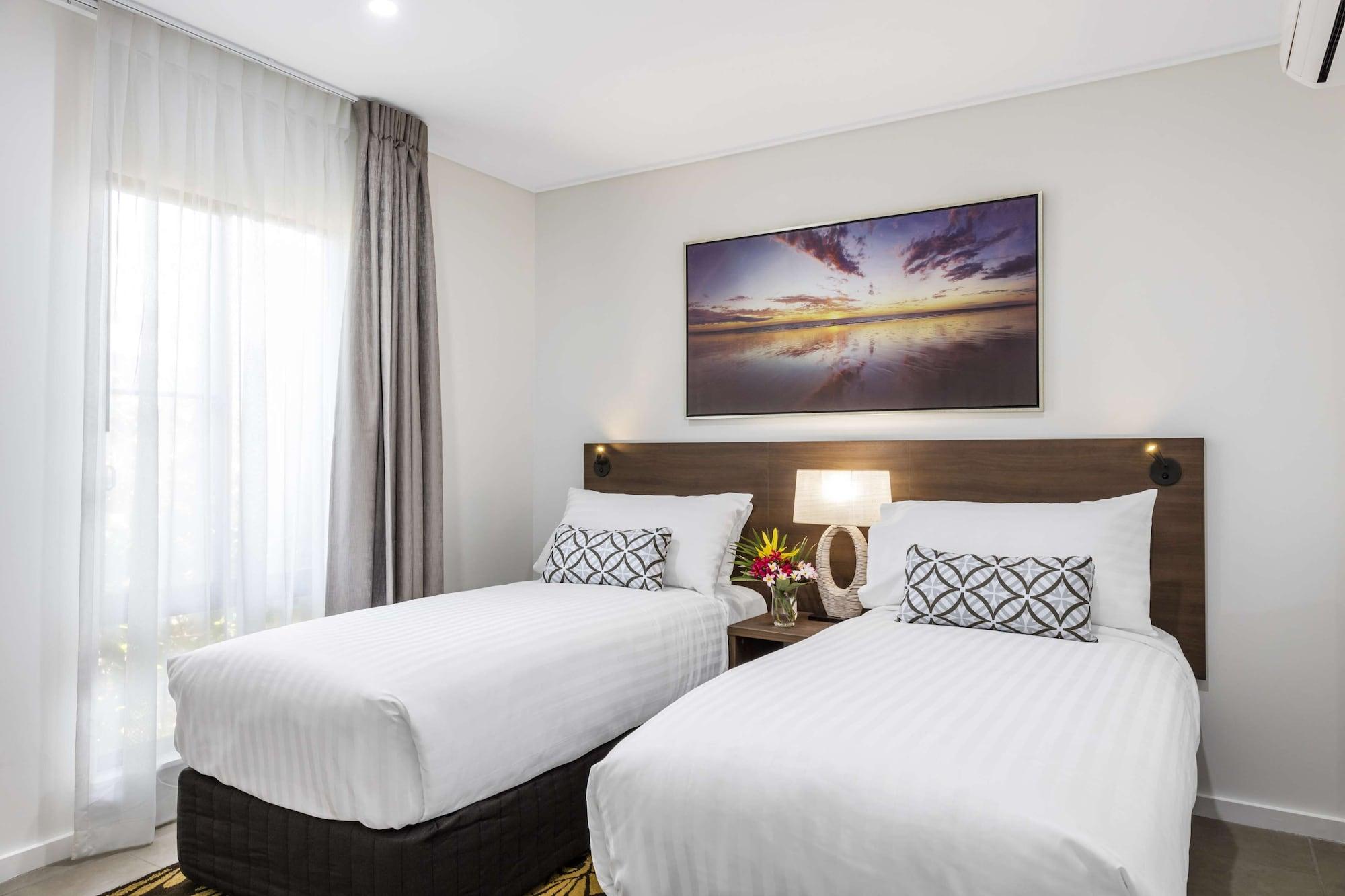 Oaks Cable Beach Resort Bagian luar foto
