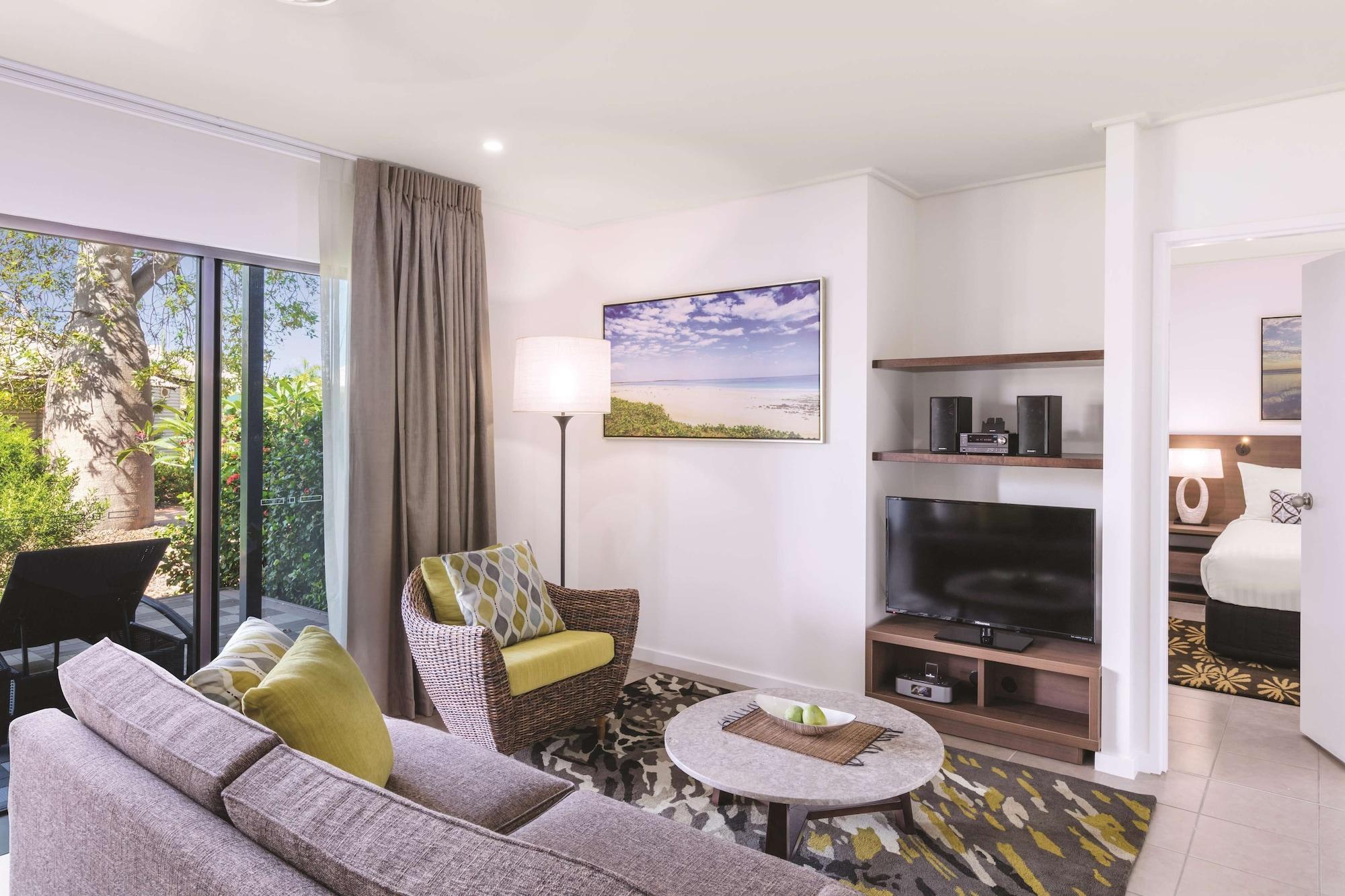 Oaks Cable Beach Resort Bagian luar foto