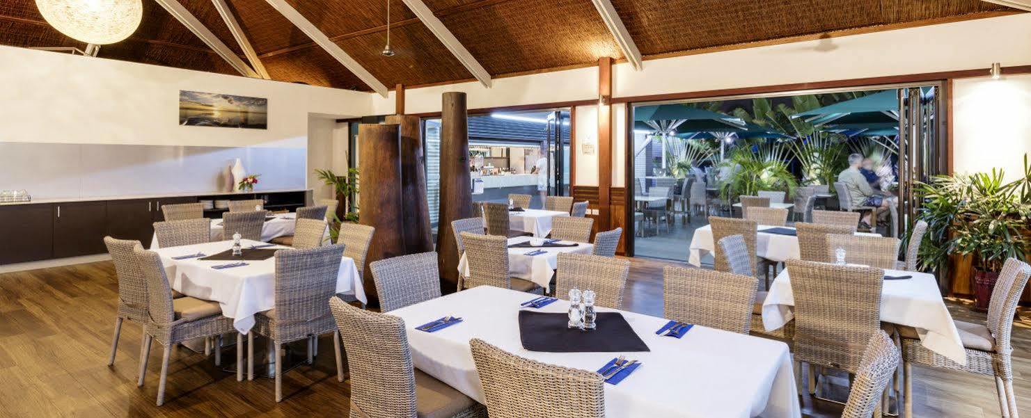 Oaks Cable Beach Resort Bagian luar foto